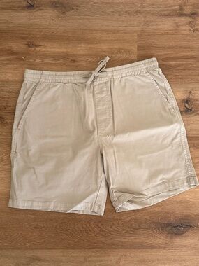 NWT-Todd Snyder 7IN Casual Shorts (XL)